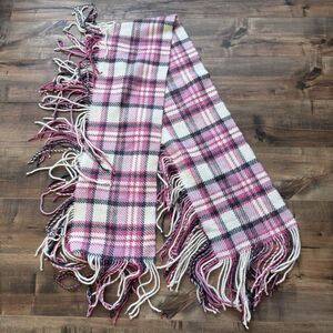 Banana Republic Pink Plaid Fringe Scarf Cashmere Warm Soft Cozy